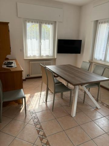 Villa Ginestra Molveno Bagian luar foto
